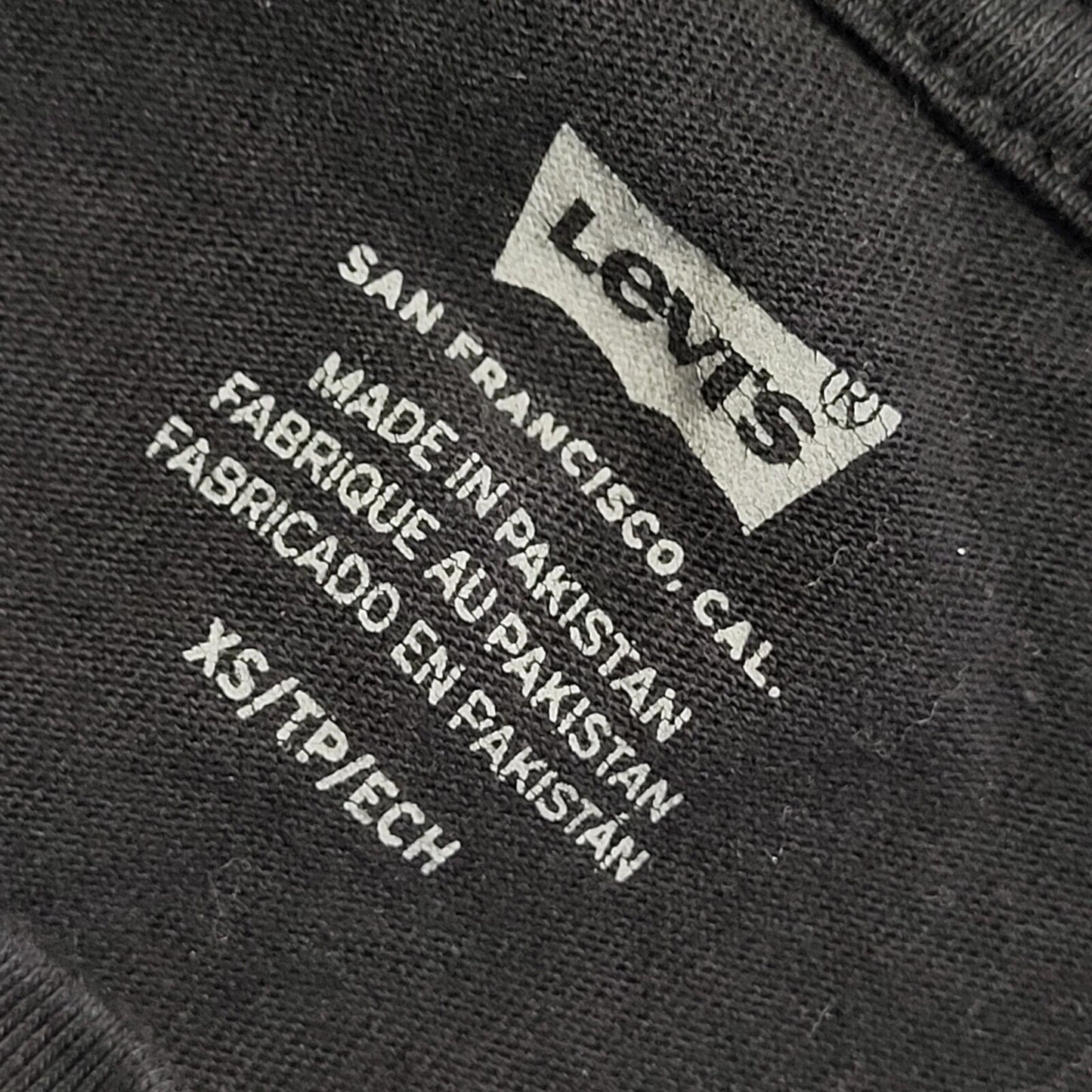 Levi's Black Vintage Y2K Black Cropped Overized T-Shirt Womens UK Size XS