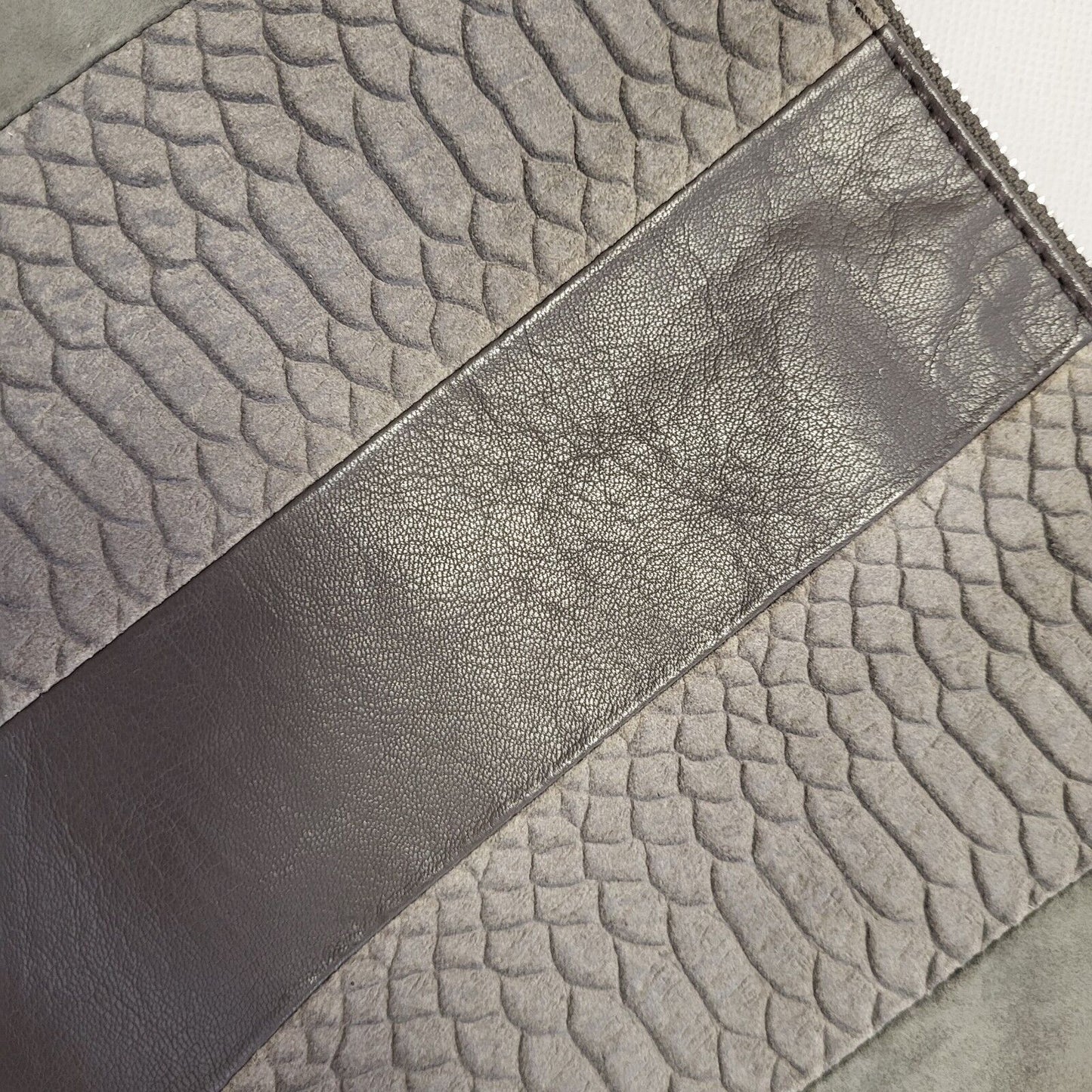 Jones Acid Grey Leather Cross Body Shoulder Bag Women's Size 11.5" x 8"