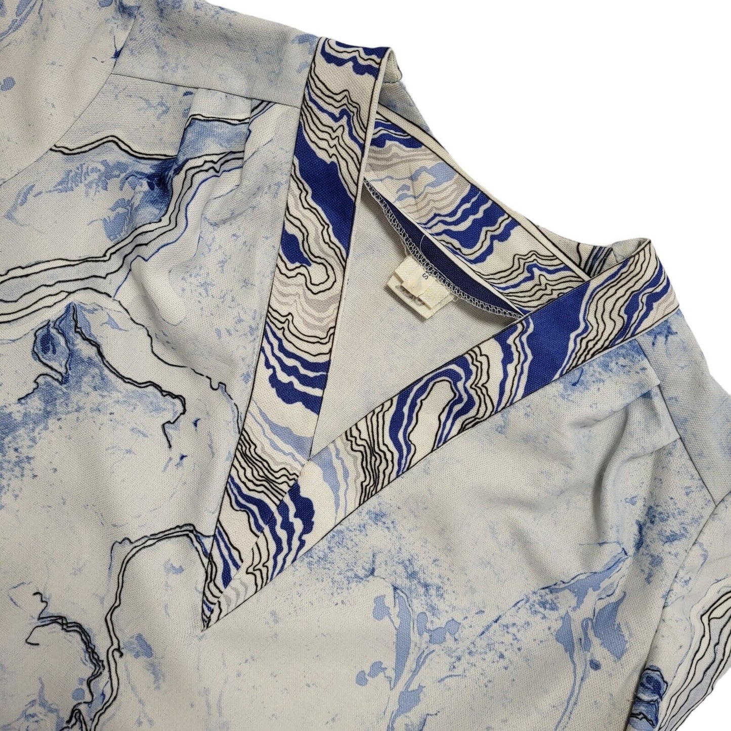 70s Vintage White & Blue Floral & Marble V-Neck Shift Dress Women's 12