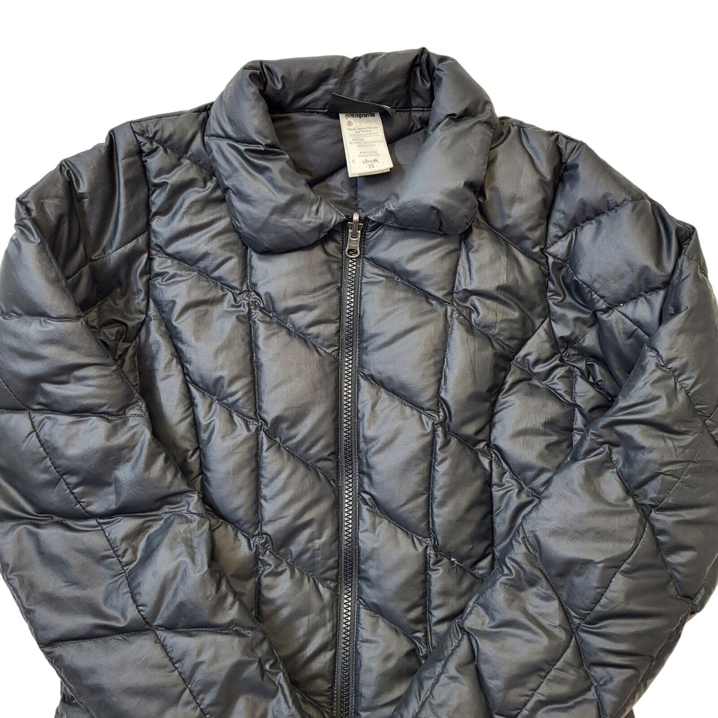 Patagonia Black Quilted Puffer Coat Women's Size XS.