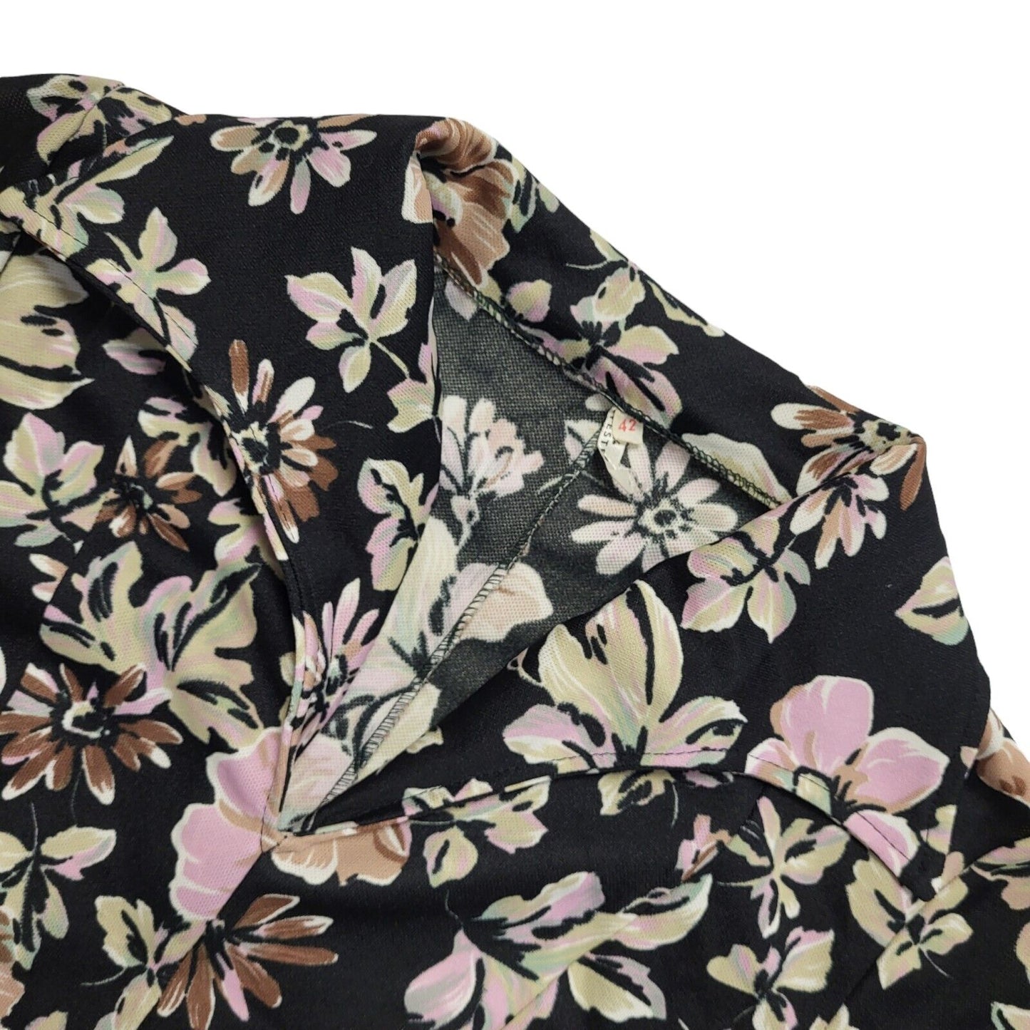 70s Vintage Black & Pink Floral V-Neck Daywear Dress Women's 12/14