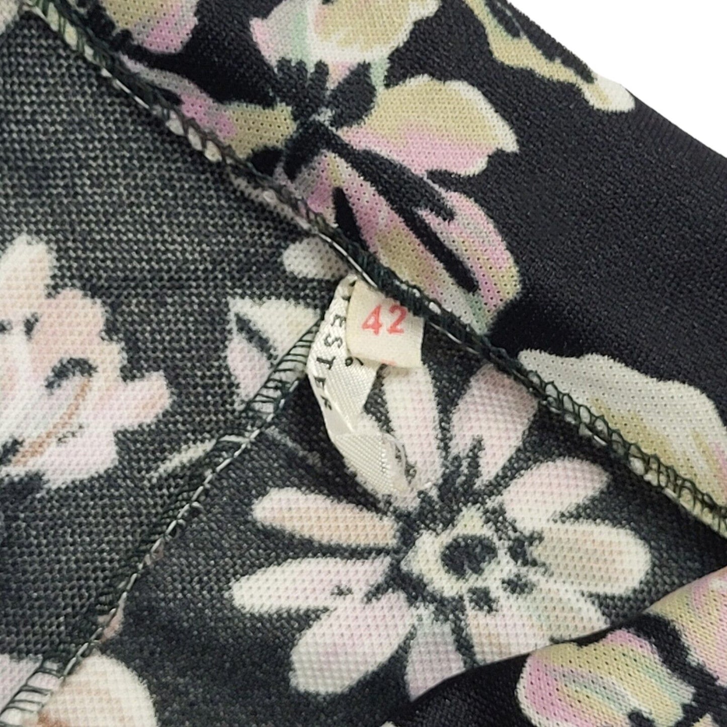 70s Vintage Black & Pink Floral V-Neck Daywear Dress Women's 12/14