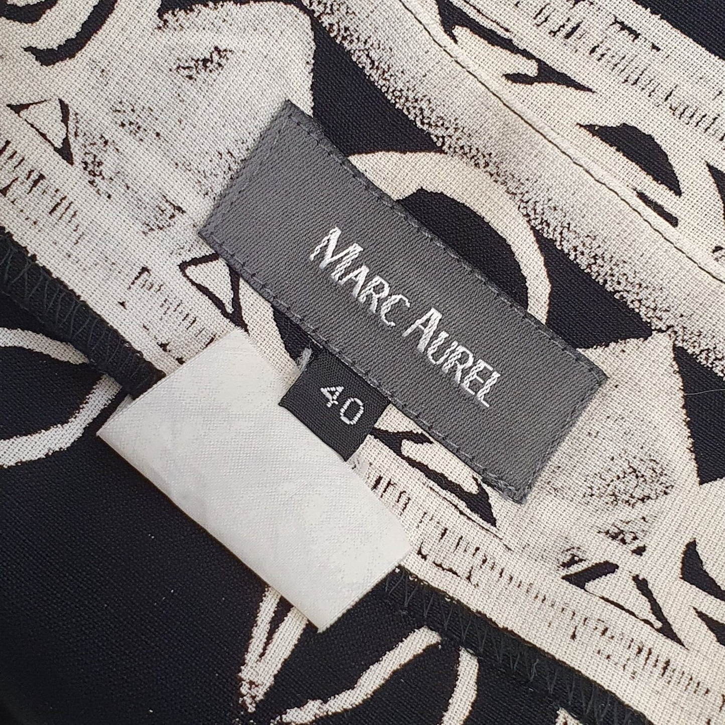 Mark Aurel Vintage 90's Black & White Floral Wrap Skirt Womens UK 10-12 W29
