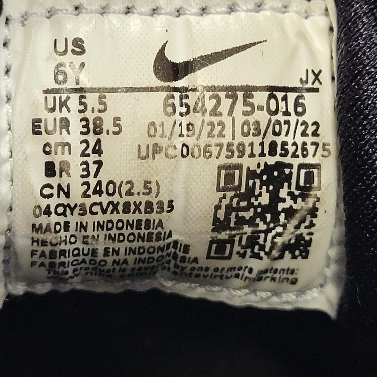 Nike Hurachi Black Lace-up Sports Casual Trainers Uk Boy's Size 6
