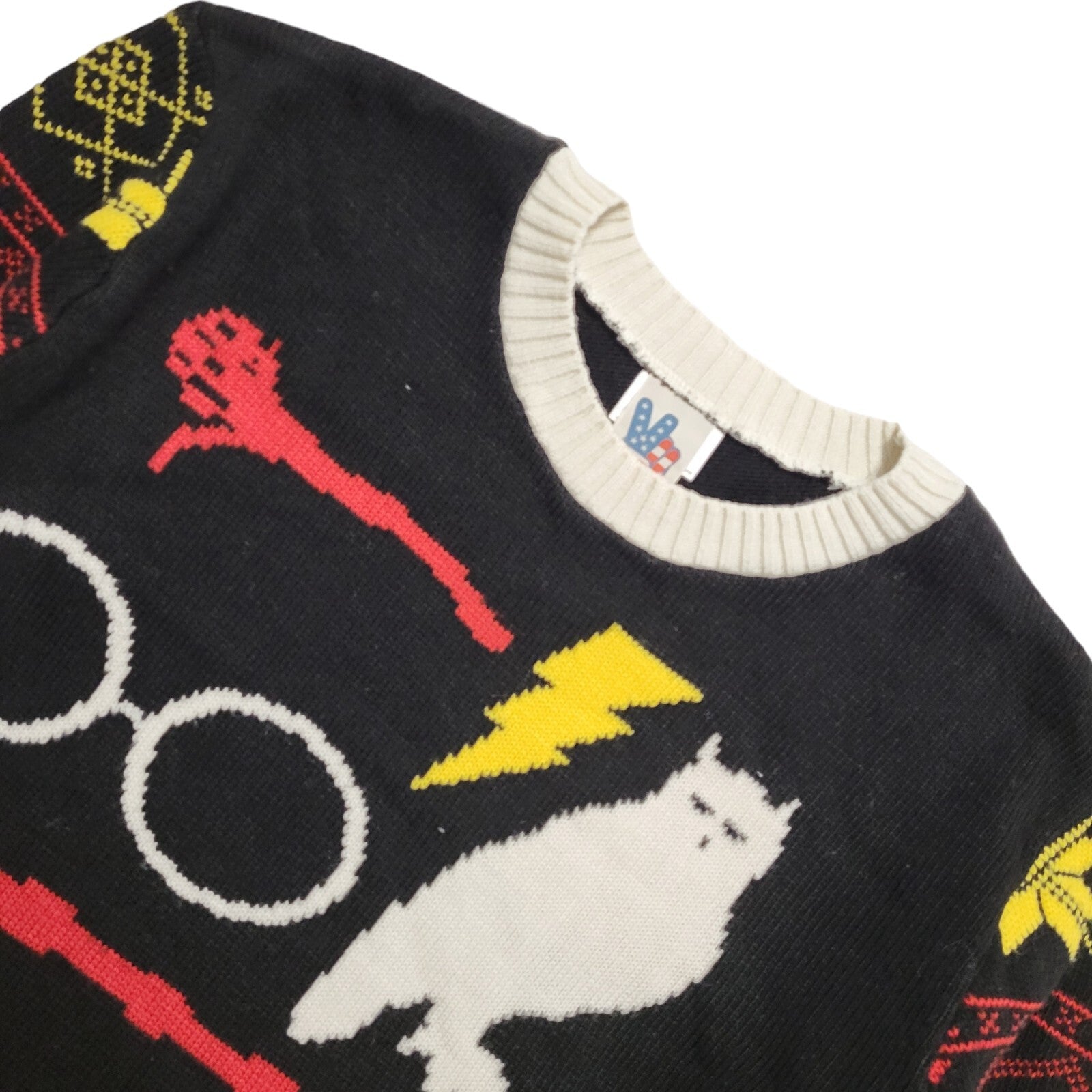 Junk Food Vintage 90's Black & Red Abstract Jumper Uk Men's Size Medium