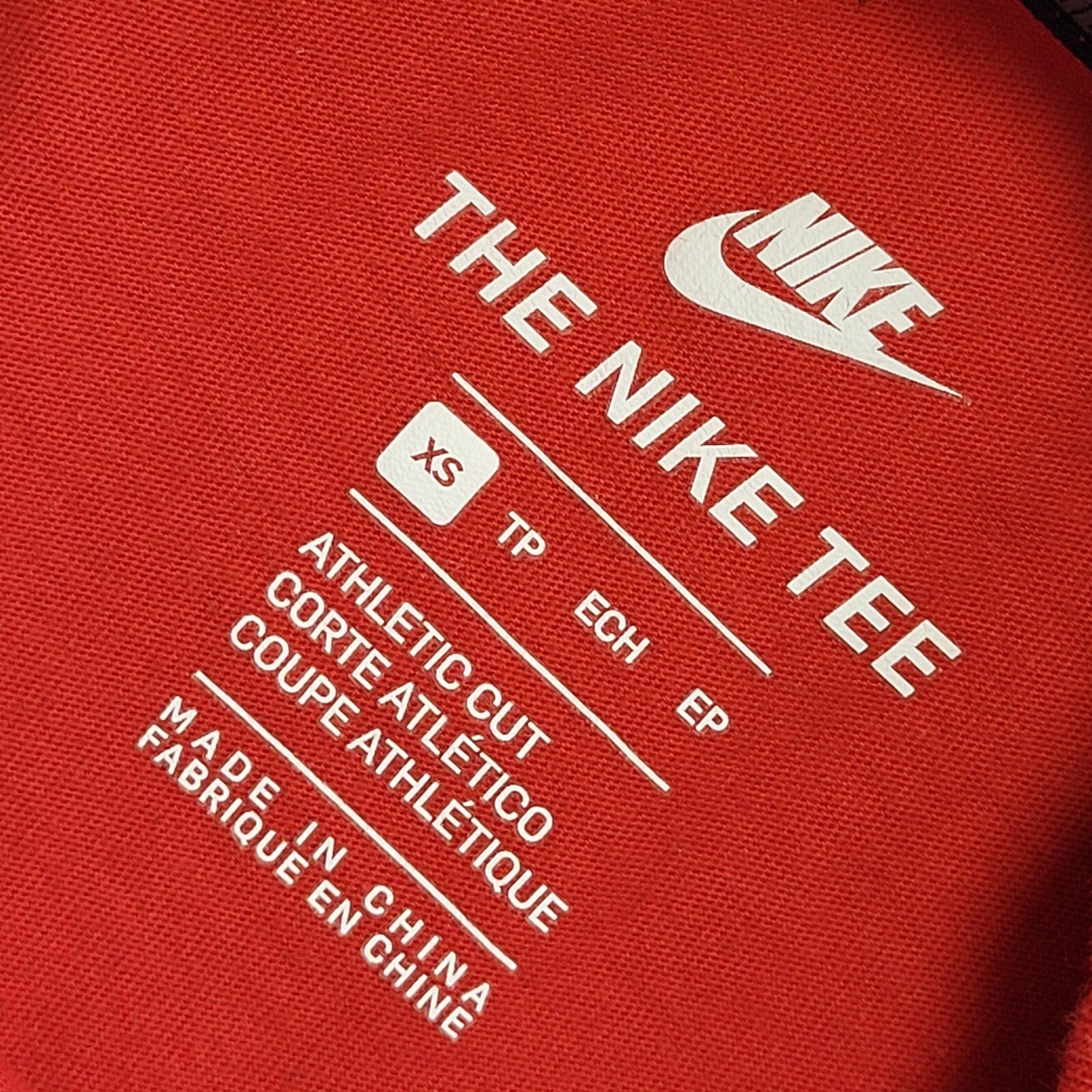 Nike Vintage 1994 Red Crew Neck Short Sleeve T-Shirt Mens UK Size XS