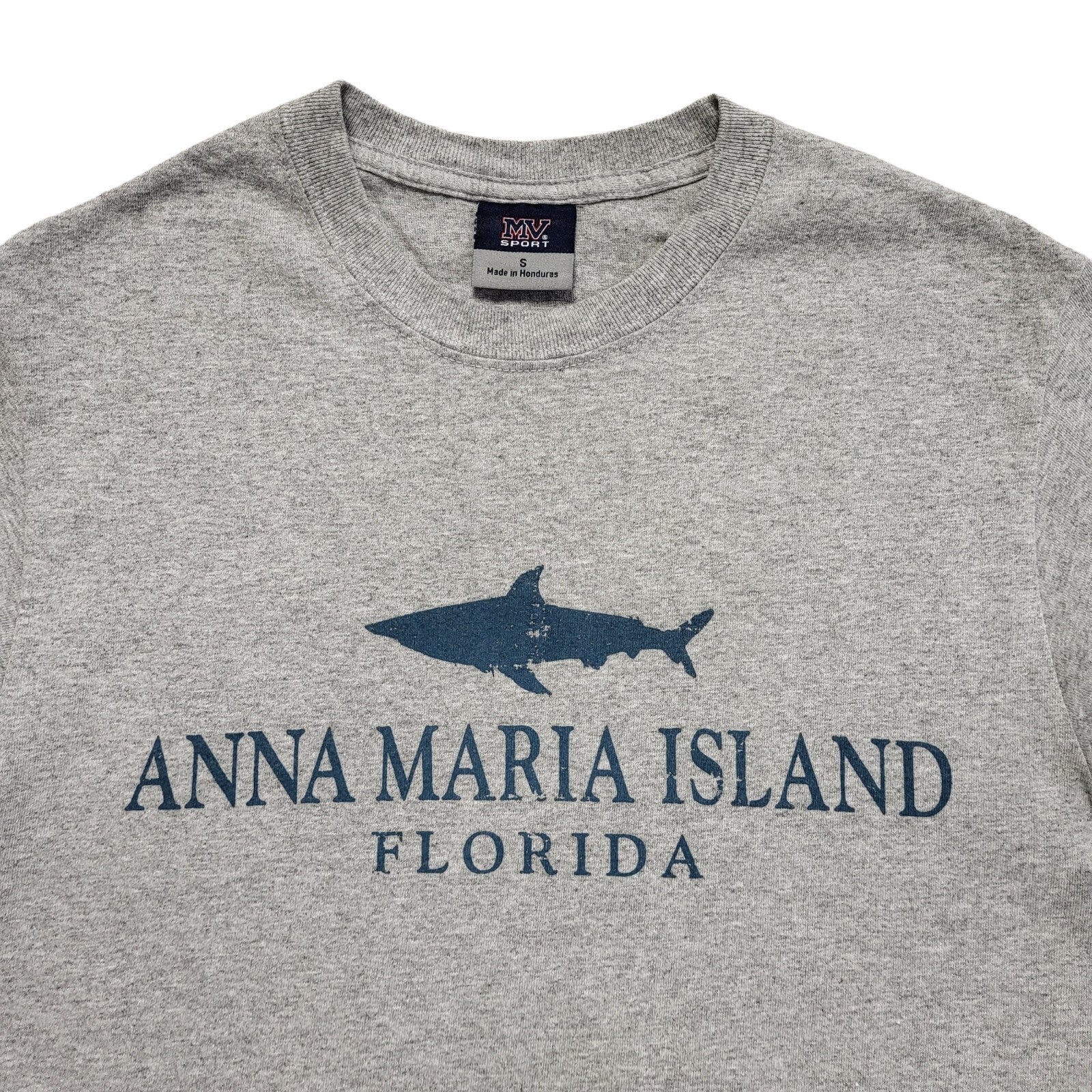 MV Sport Vintage 90s Grey Anna Marina Island Short Sleeve T-Shirt Mens Size S