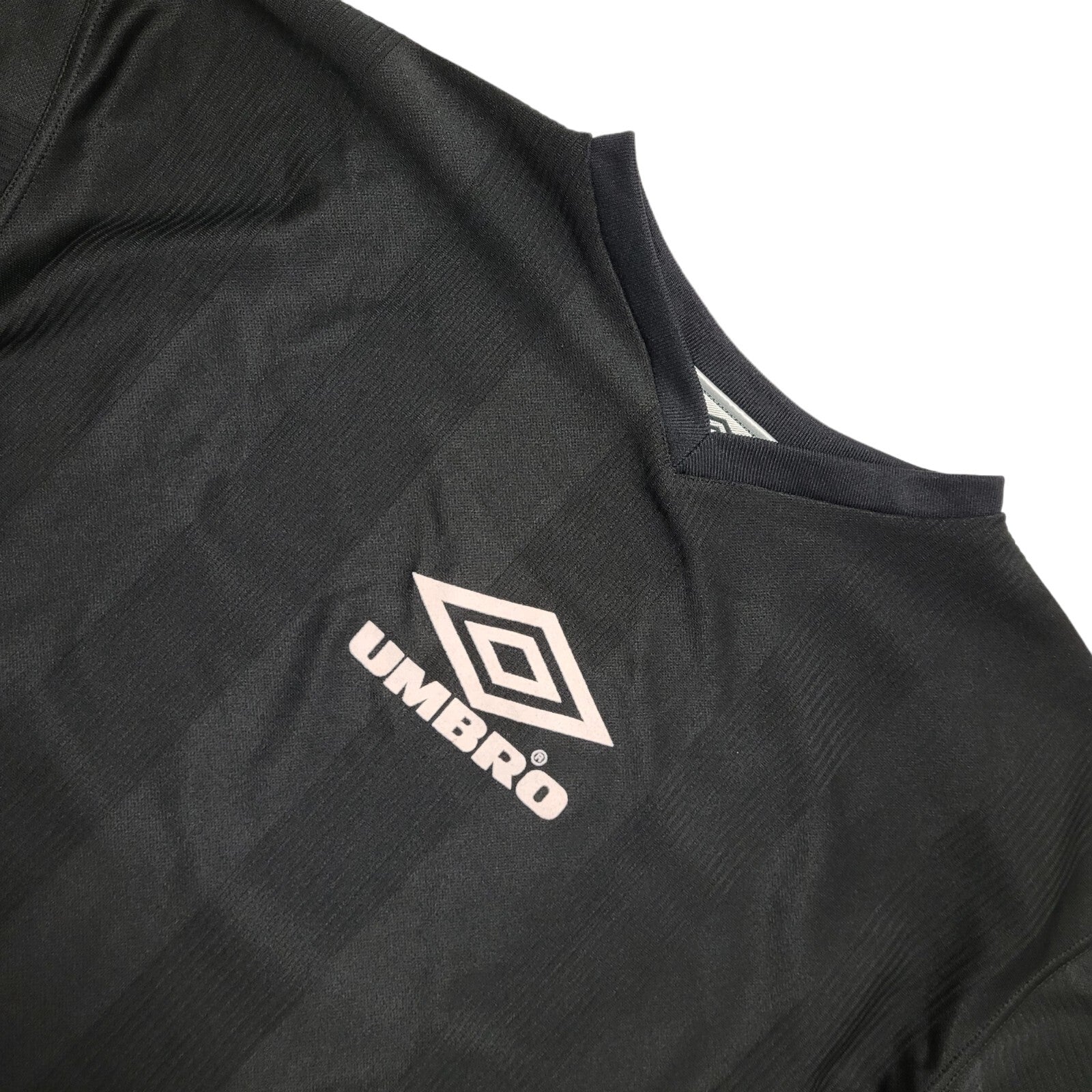 Umbro 90s Vintage Black V-Neck Short Sleeve T-Shirt Mens Size XL
