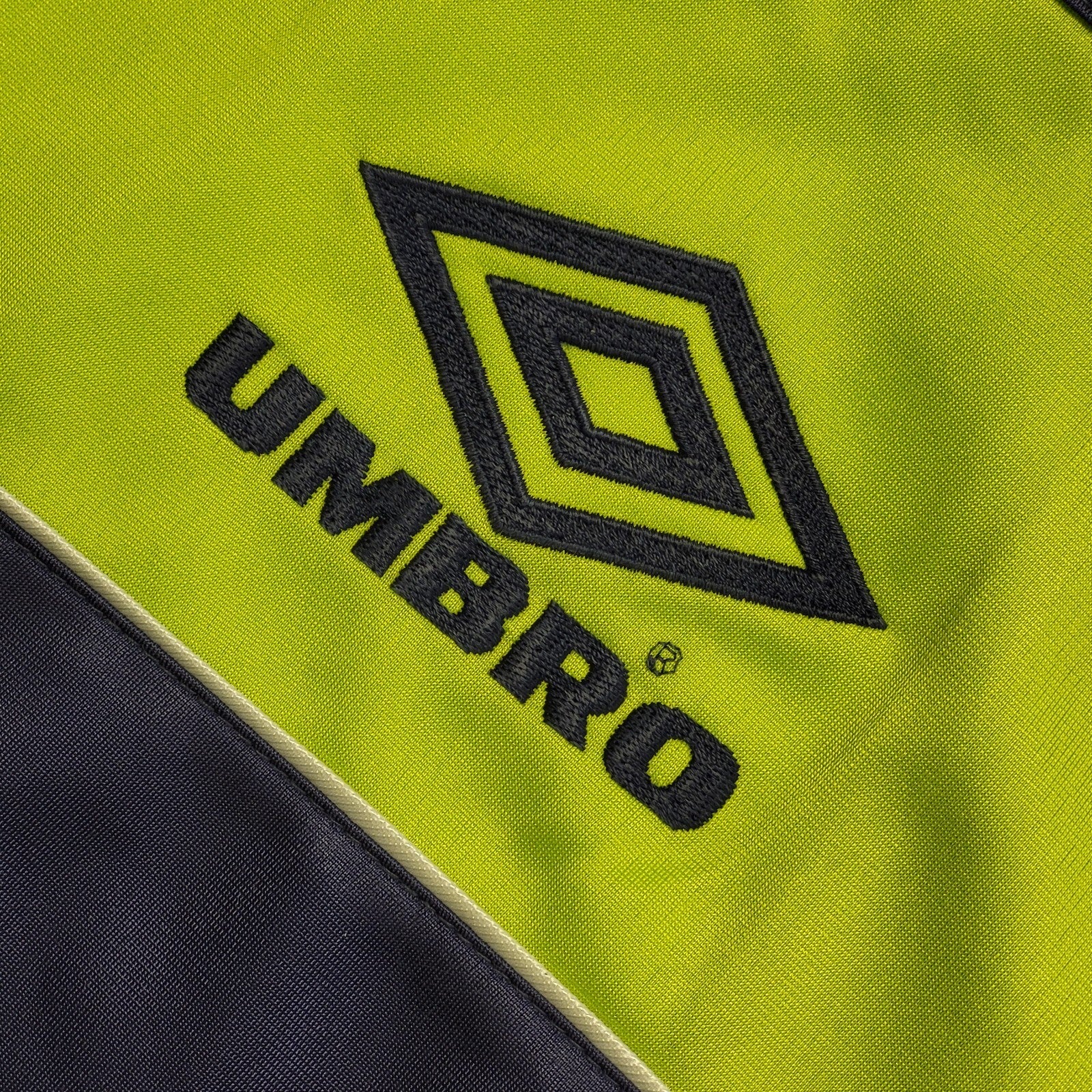 Umbro Black & Green Vintage 90s Sports Track Jacket Uk Men's Size Large