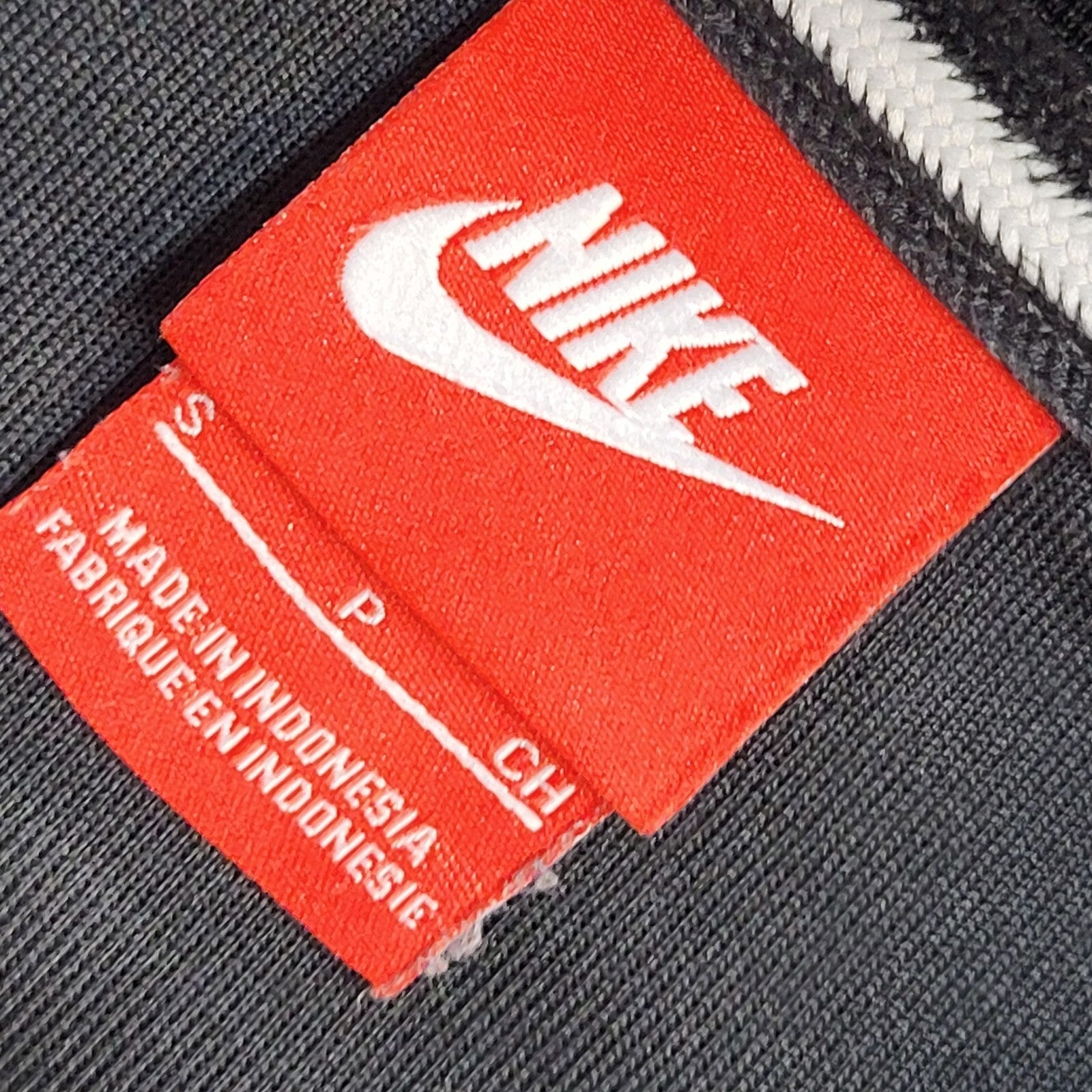 Nike  Black Full Zip Sports Tracksuit Top Jacket UK Men's Size S