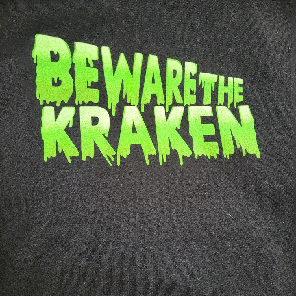 Gildan Black Beware The Kraken Long Sleeve Y2K Hoodie UK Men's Size XL