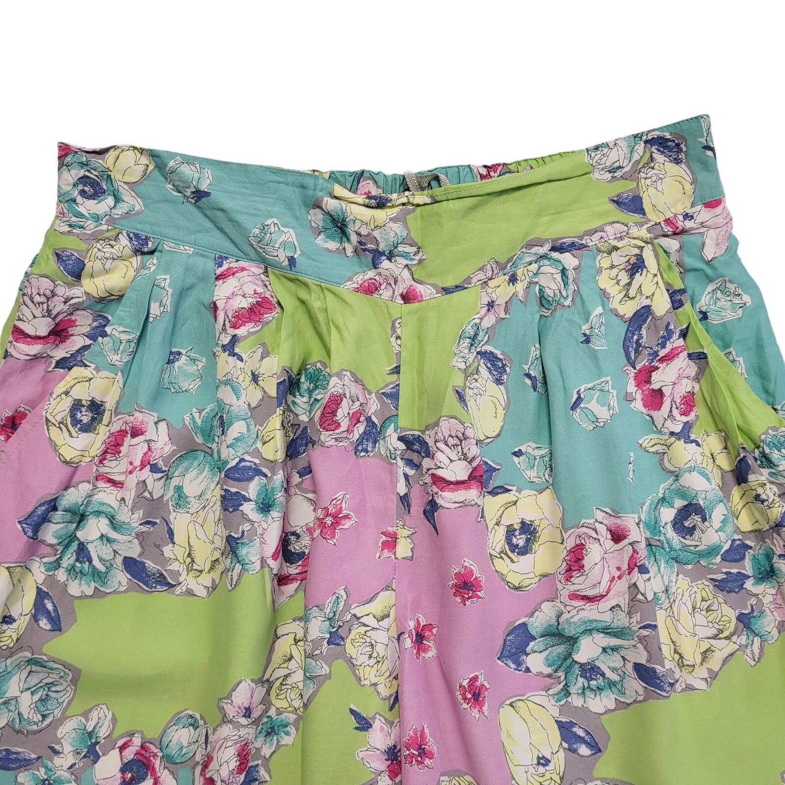 90s Vintage Green Blue Floral Shorts Uk Women's Size 18 W34-36