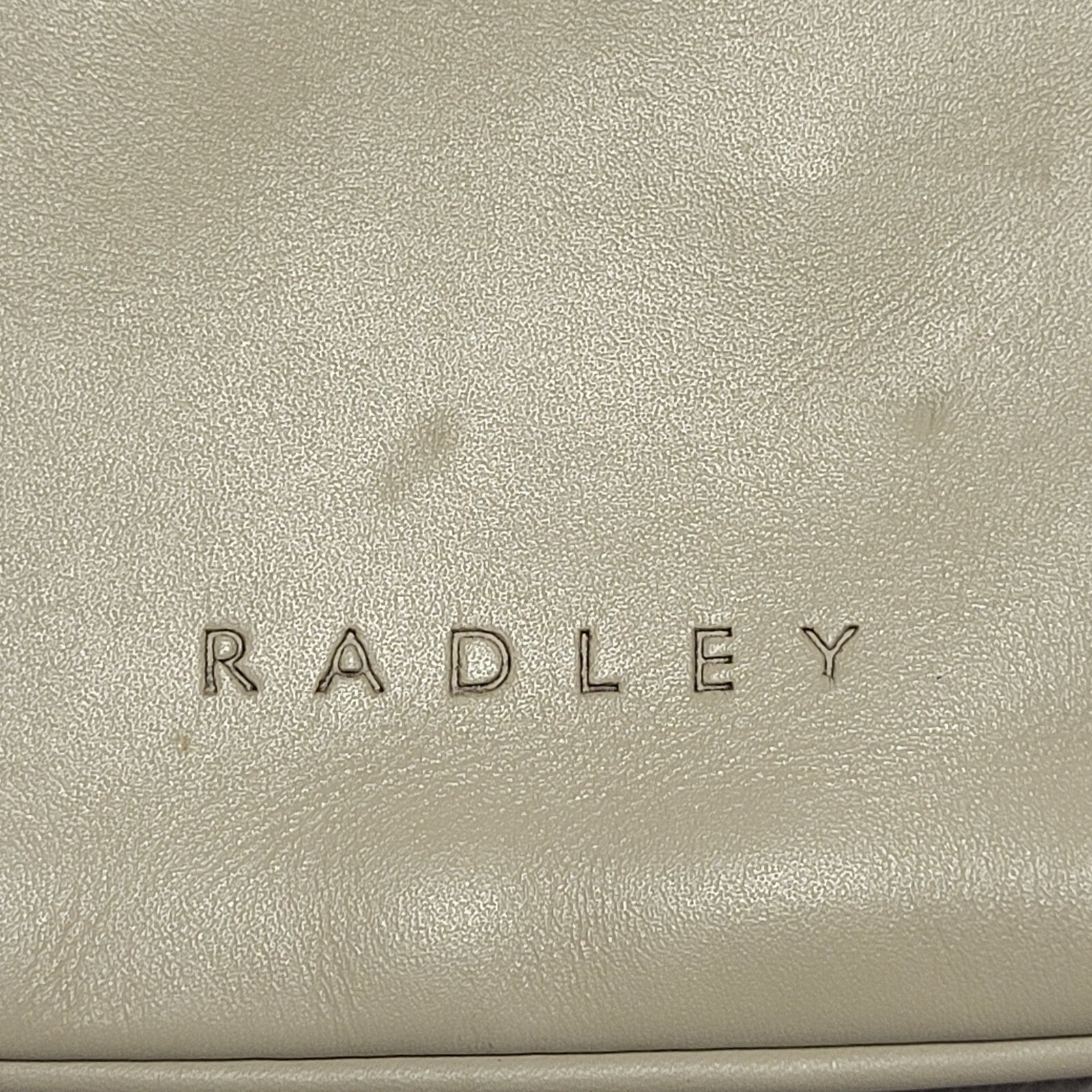 Radley Beige Leather Small Shoulder Hand Bag Uk Women's Size  7" x 4"