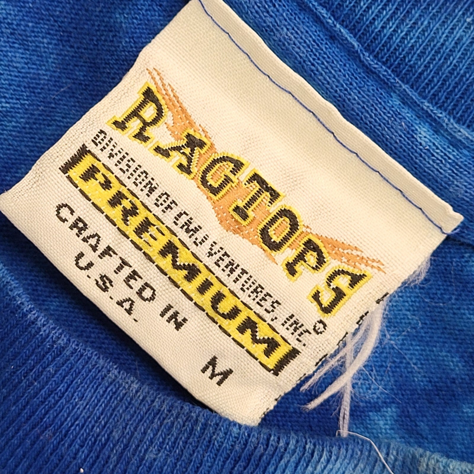 Ragtops Vintage 90's Blue Feather Print Tee Short Sleeve Womens Size Medium