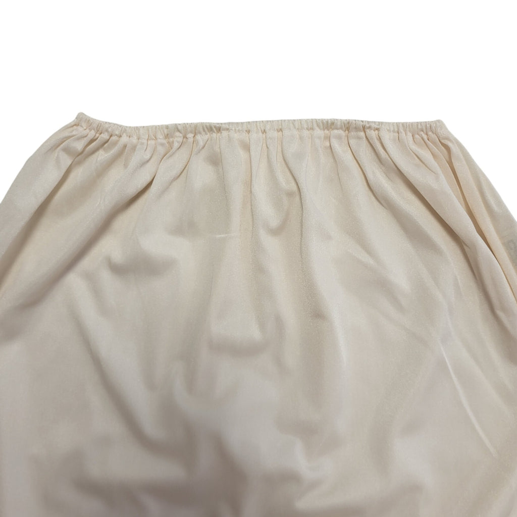 Vintage 90's Cream Under Skirt Women's Size Small W26