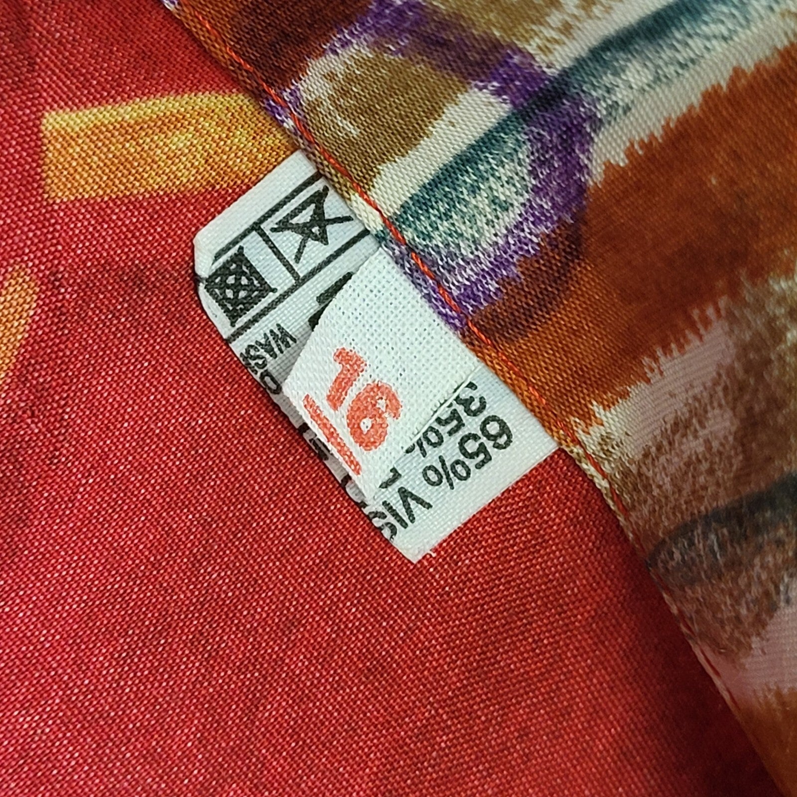 Vintage 90's  Red Short Sleeve Round Neck Womens Shirt UK Size 16