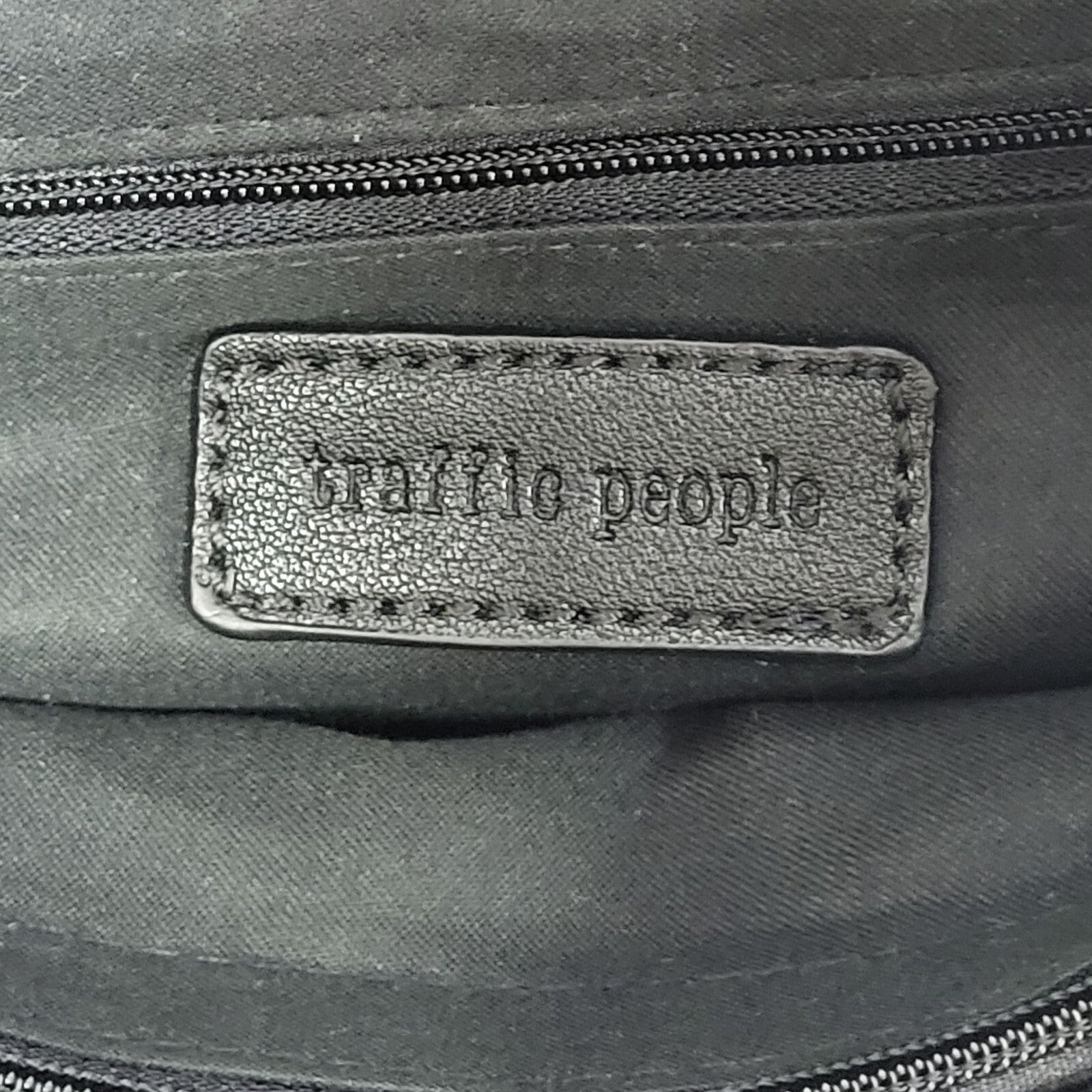 Traffic People Red Black Leather Zip Small Hand Bag Uk Women's Size 9.5" x 12"