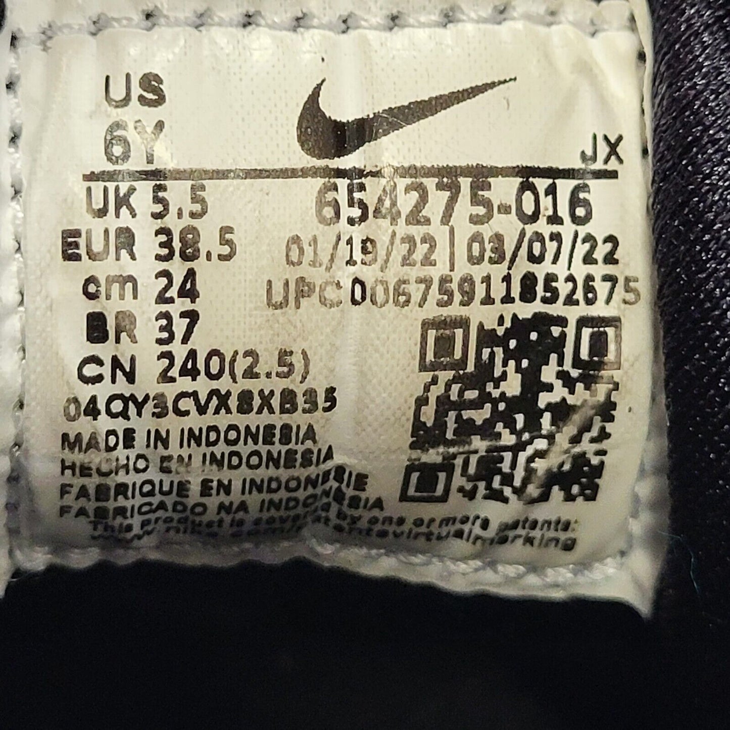 Nike Hurachi Black Lace-up Sports Casual Trainers Uk Boy's Size 6