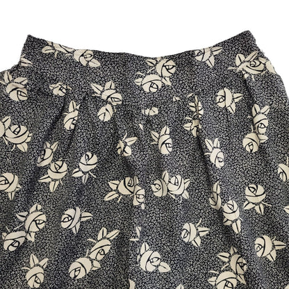 Vintage 90's Black & White Floral High Waist Shorts Womens UK 10 W28
